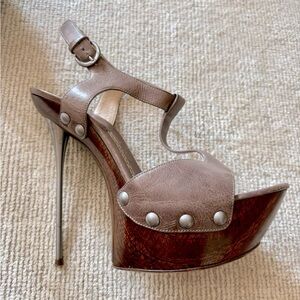CASAEDI Leather Platform Sandal. Ankle Strap & Open Toe